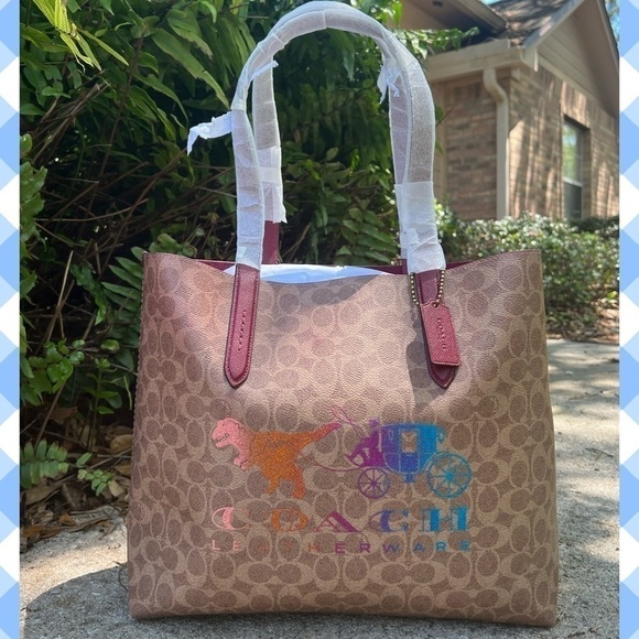Coach 338775 Signature Heritage Horse and Carriage MultiColor Tote Bag NWT Macys - Picture 5 of 13